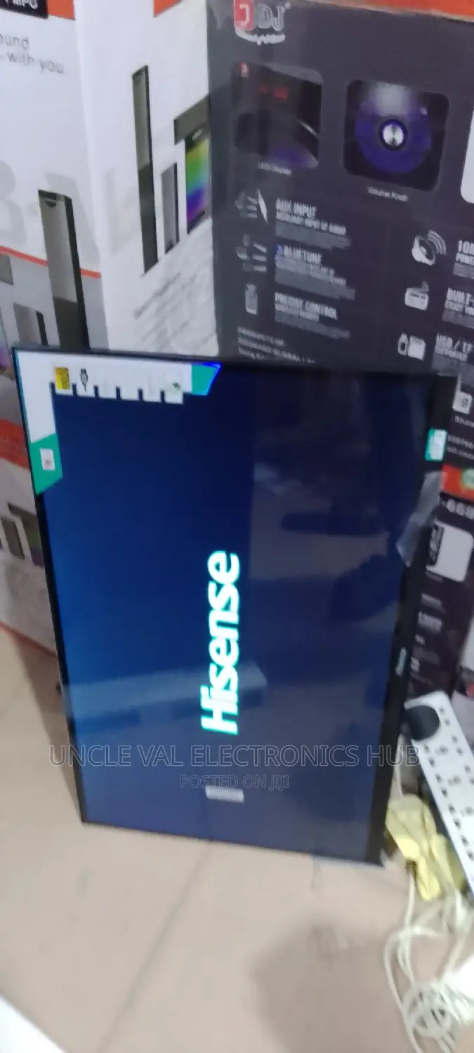 Hisense 50" UHD Smart Tv