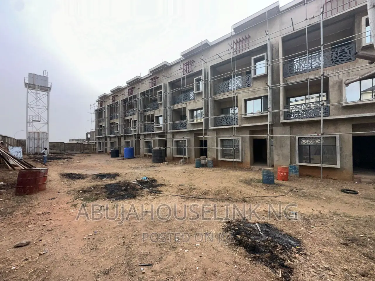 4bdrm Duplex in Guzape Main Abuja for sale