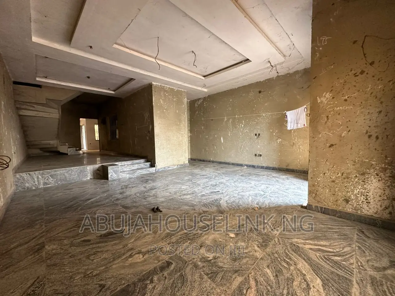 4bdrm Duplex in Guzape Main Abuja for sale
