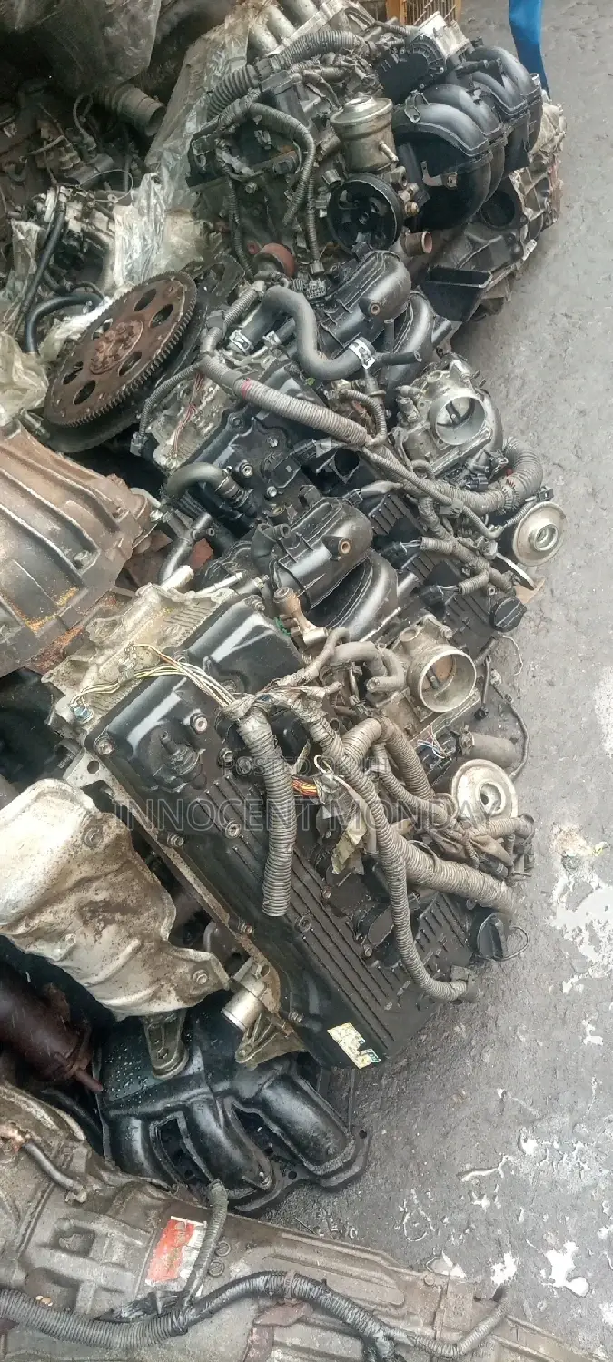 Toyota Hilux 2tr Complete Engine.