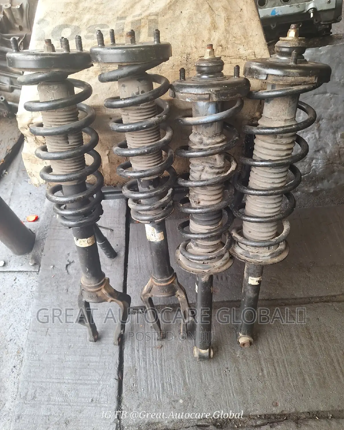 Front And Back Shock Absorbers For 2003-2012 Honda Accord
