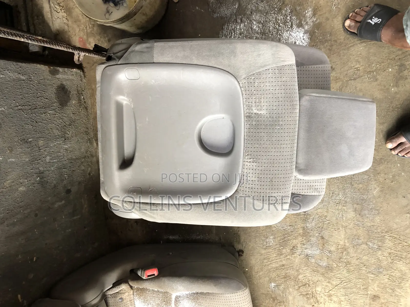 3 Centers Seat Toyota Sienna 2004-08 Fabric Ash Color