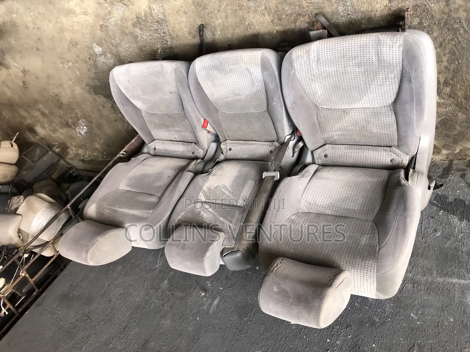 3 Centers Seat Toyota Sienna 2004-08 Fabric Ash Color
