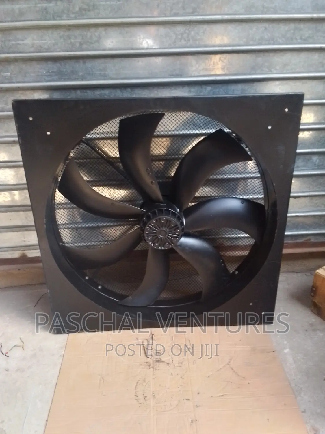 Extractor Fan 900mm