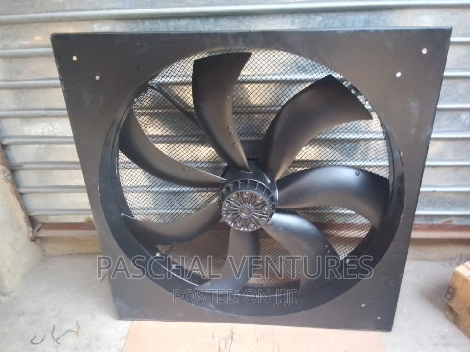 Extractor Fan 900mm