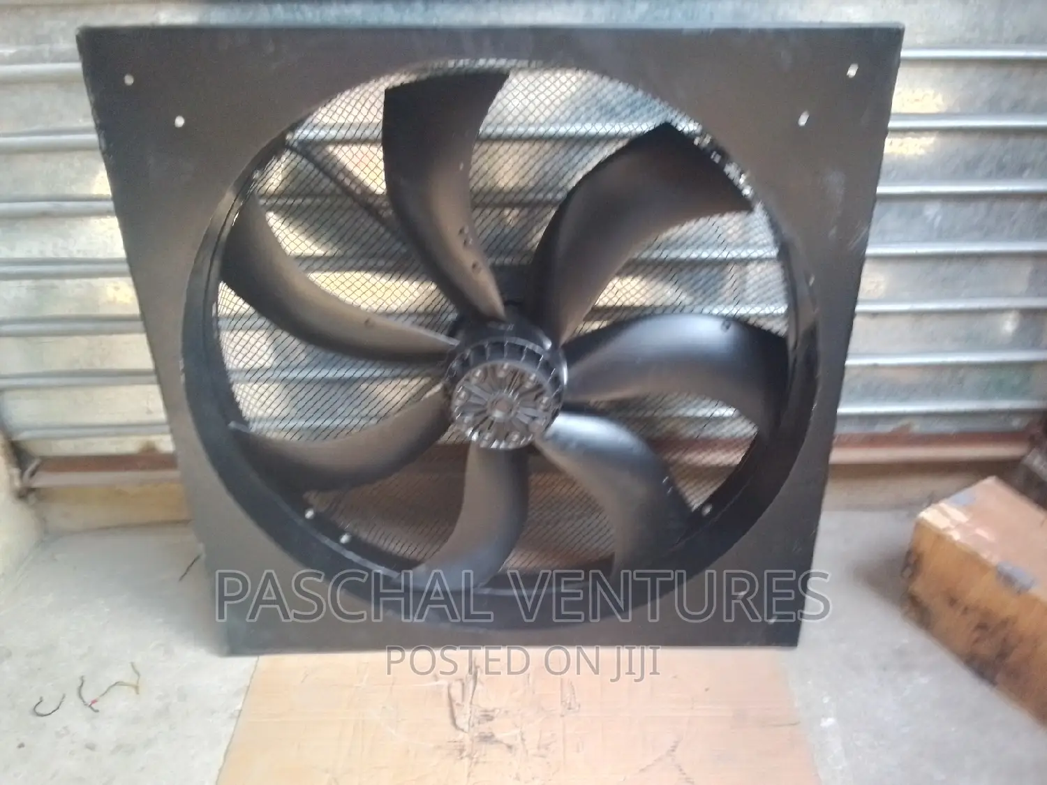 Extractor Fan 900mm