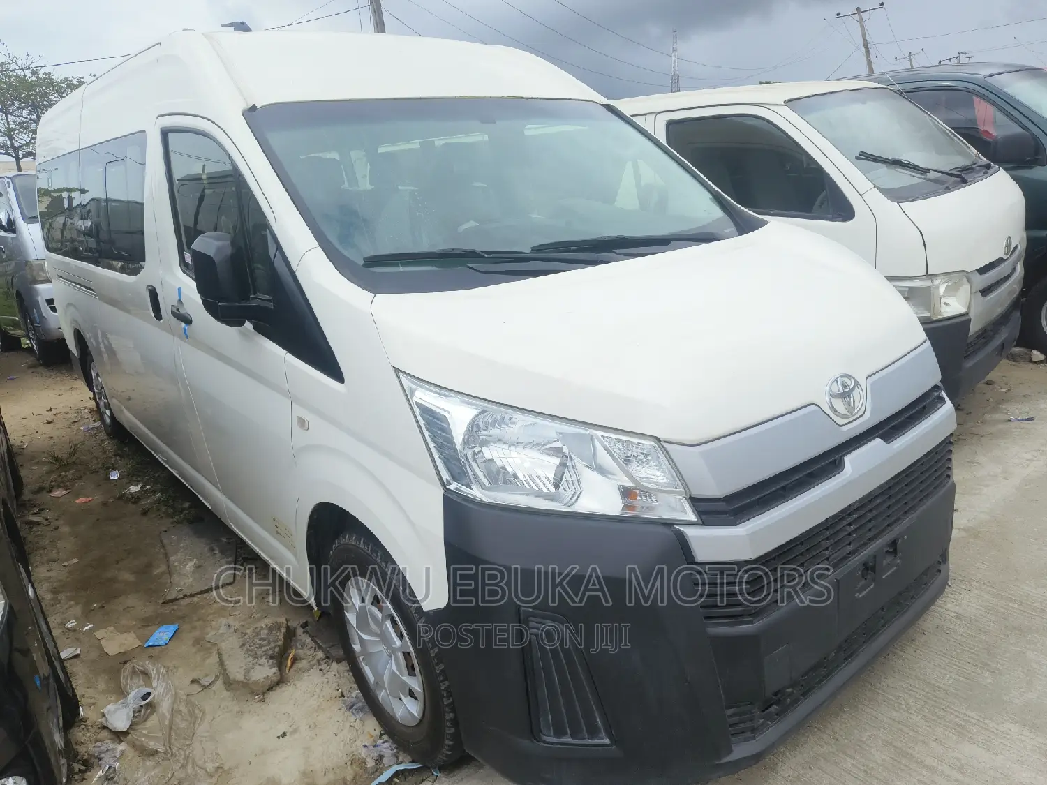 Toyota Grand HiAce 2019 White