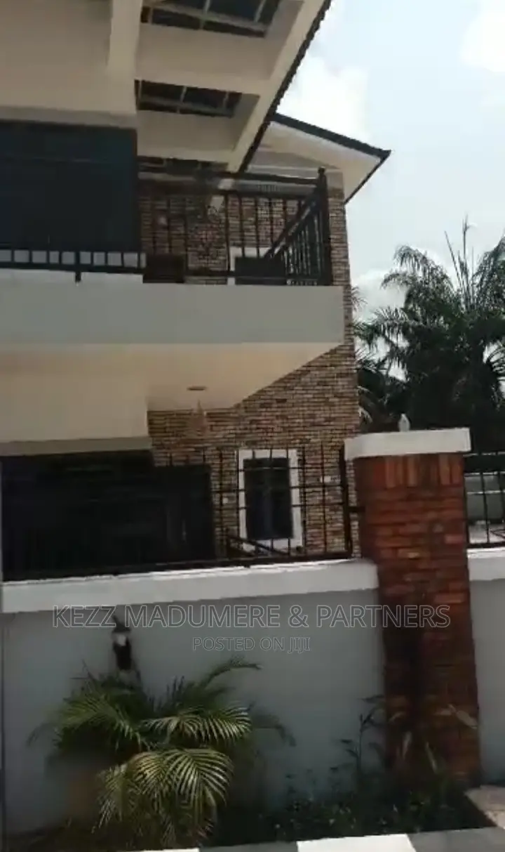 4bdrm Duplex in Independence Layout for sale