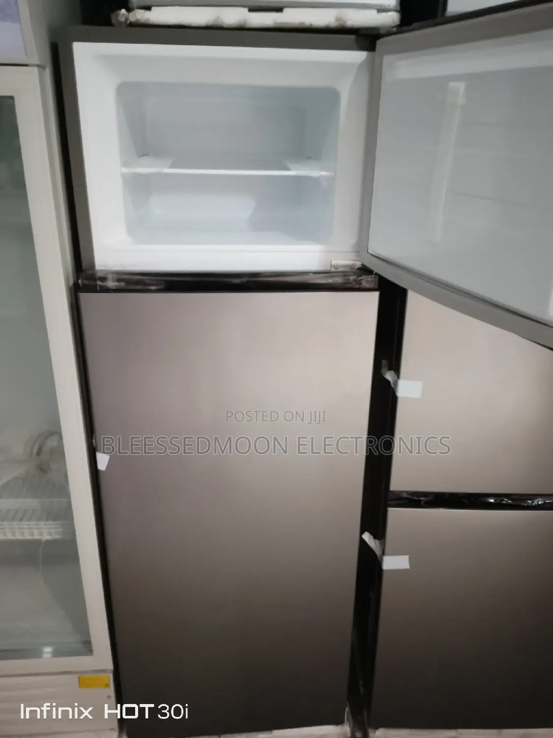 Hisense Low Voltage Standing Fridge 3 Years Warranty
