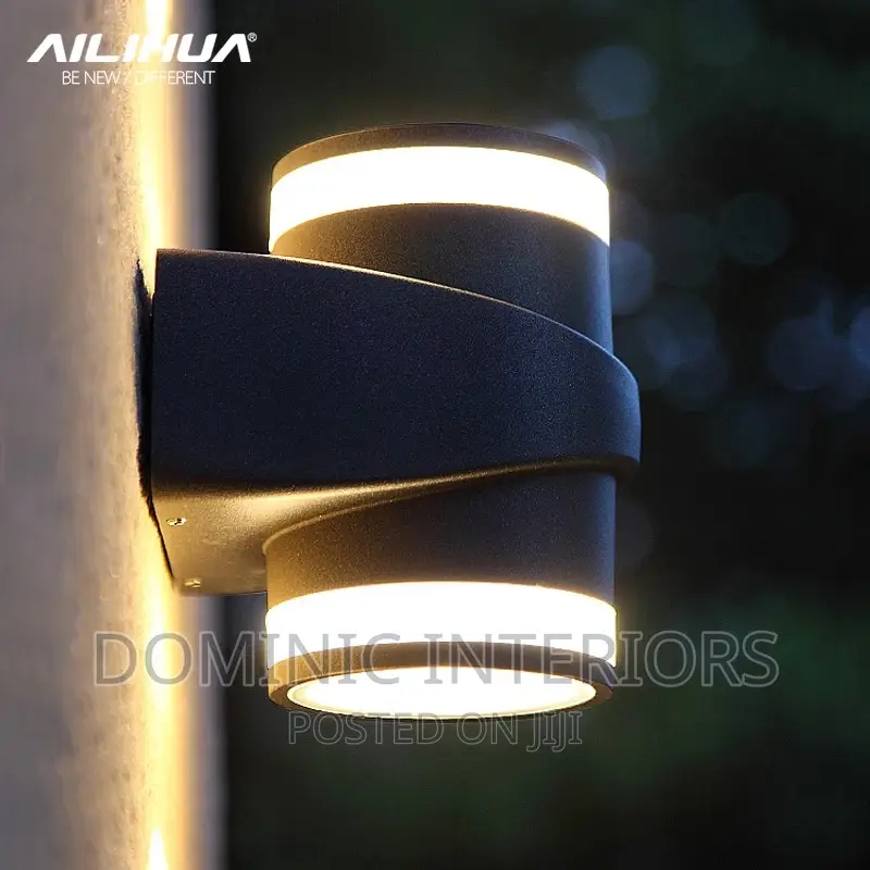 Double Headed Outdoor Lamp