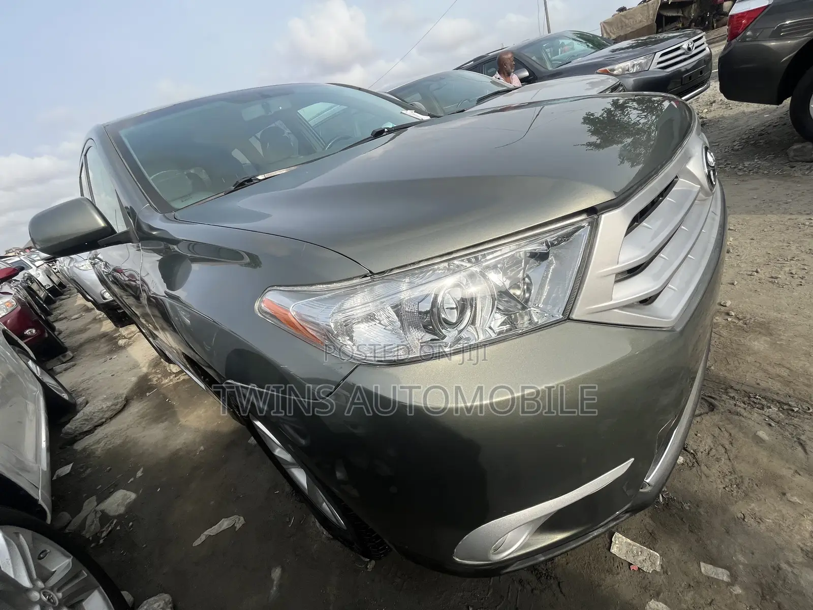 Toyota Highlander Limited 2011 Green