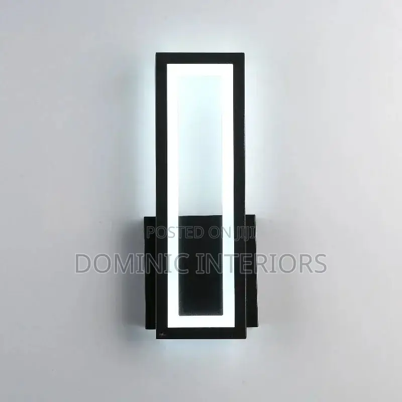 Black and White Aisle Light