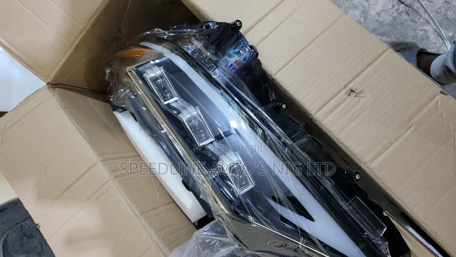 Complete Head Lamp Toyota Camry 2020 3touch