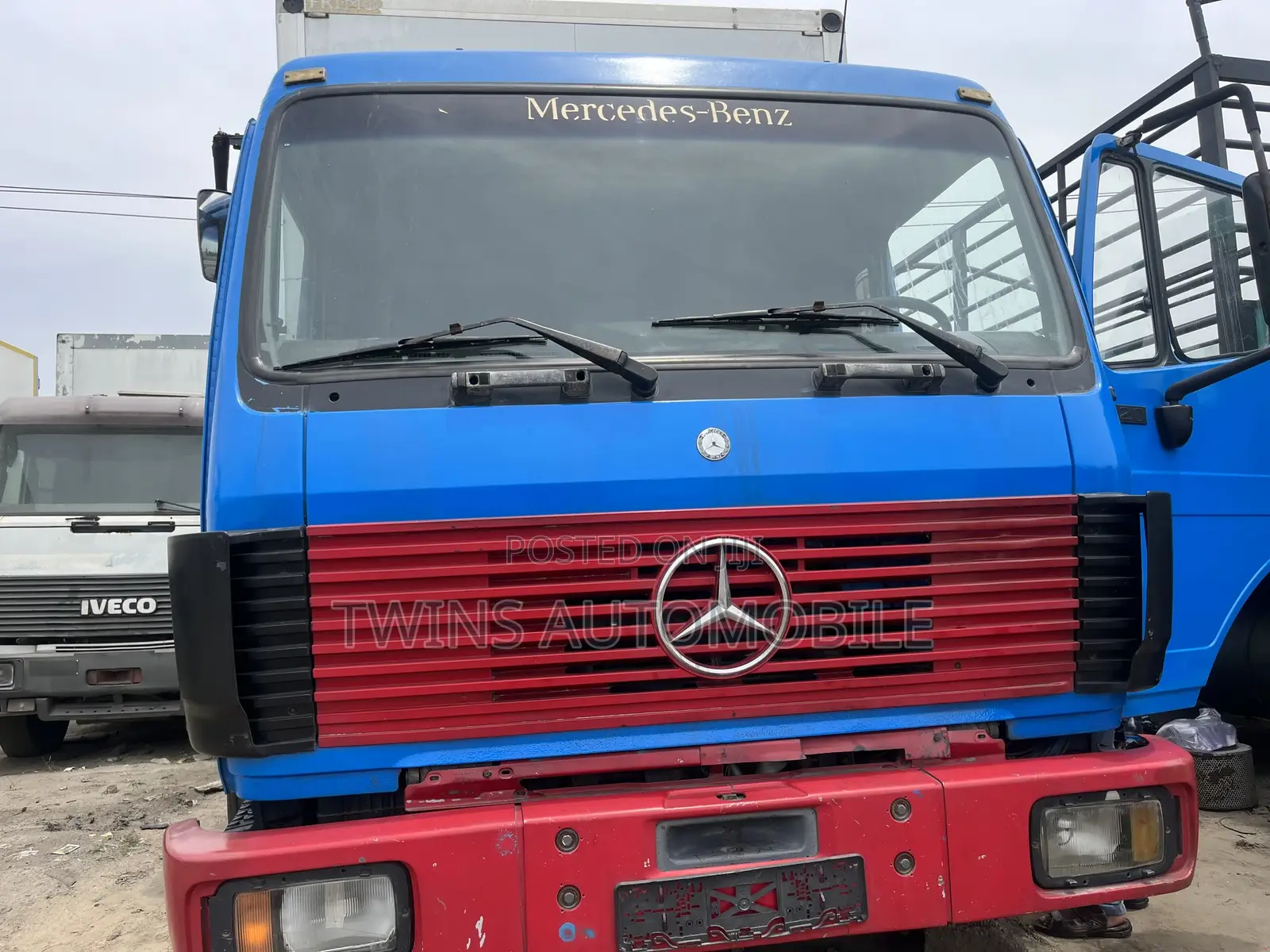 Mercedes-Benz 1722 Container