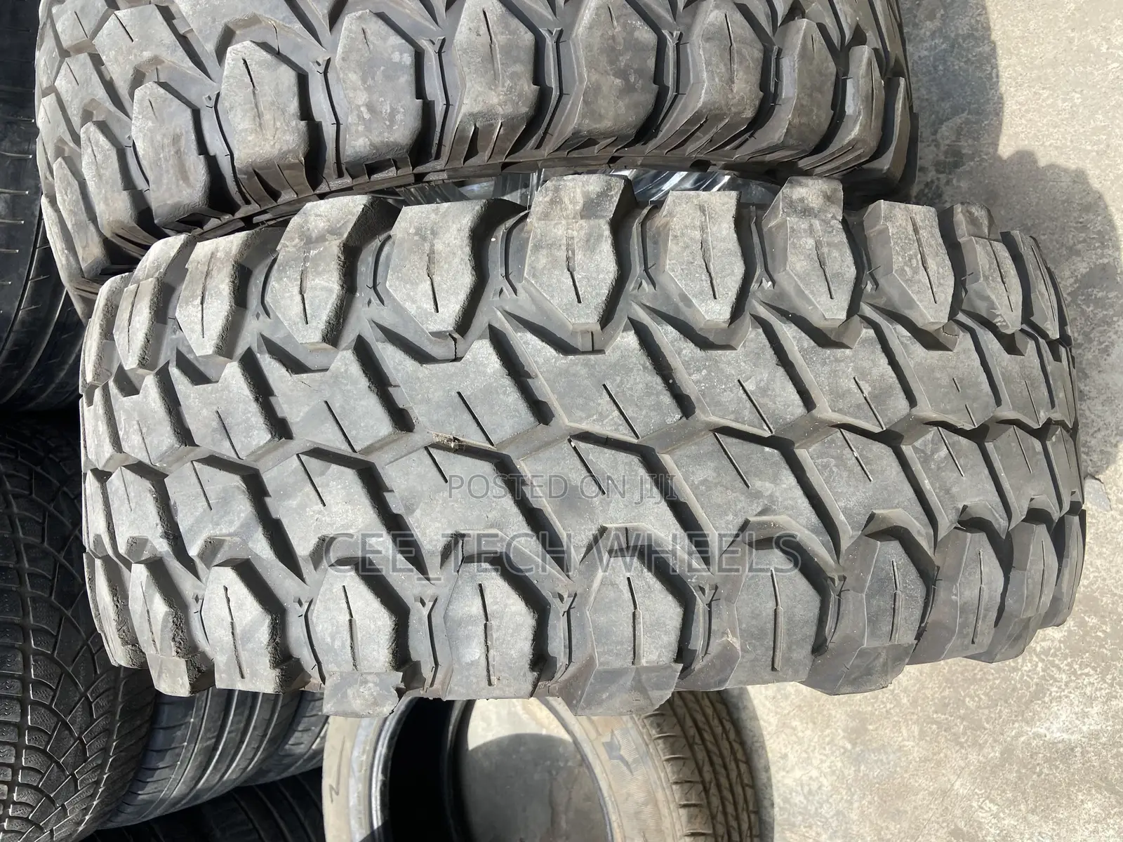 24 Inches Rim and Tyres Available Set