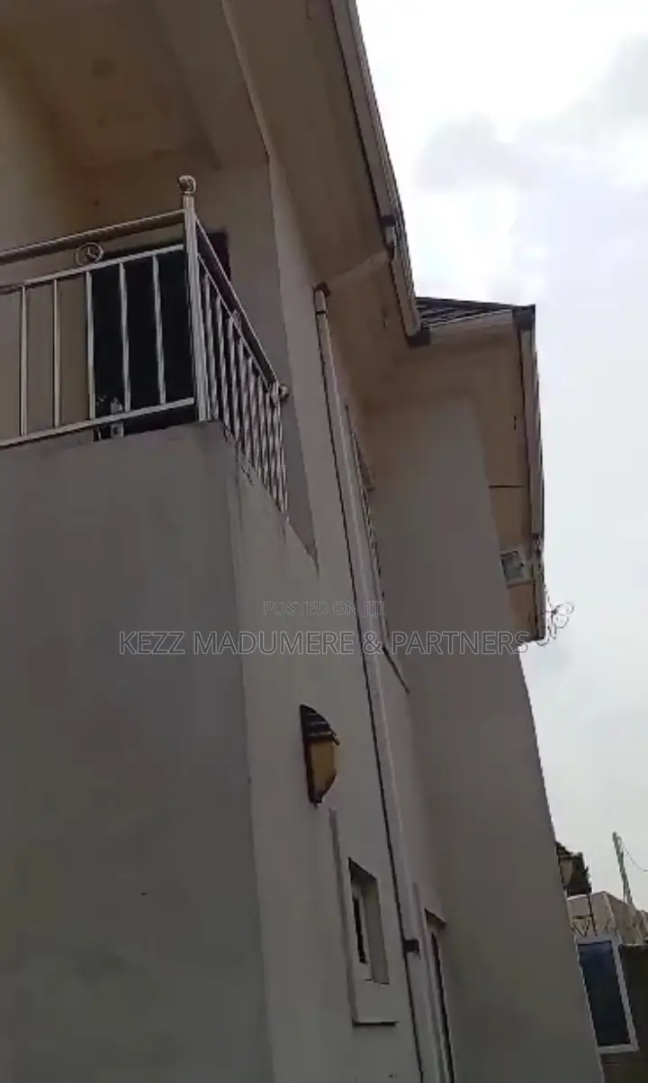 5bdrm Duplex in New Owerri , Imo for sale