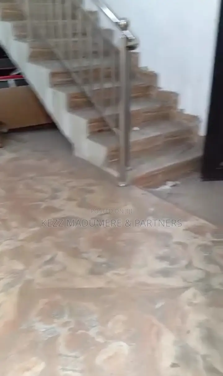 5bdrm Duplex in New Owerri , Imo for sale