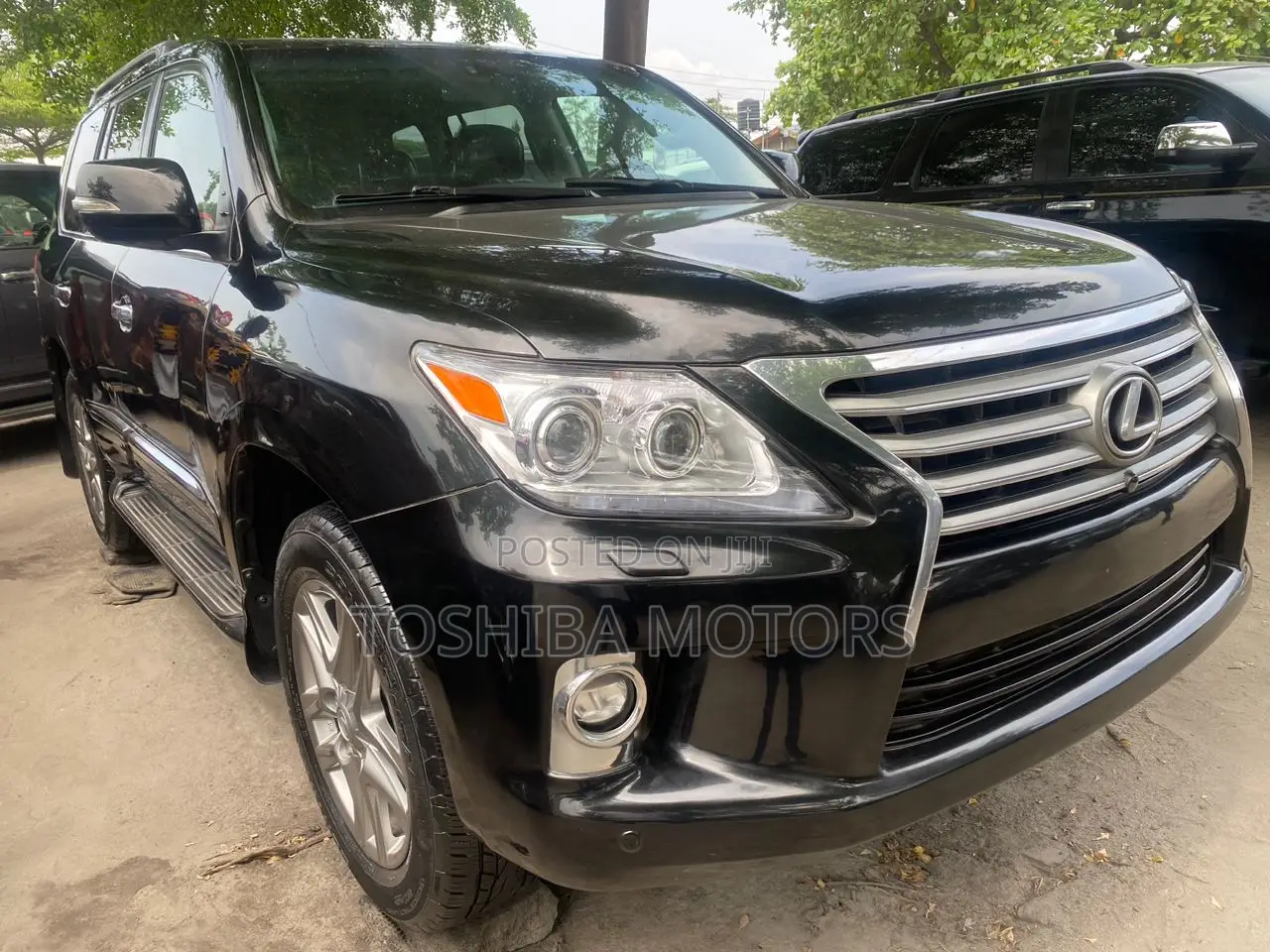 Lexus LX 570 AWD 2015 Black