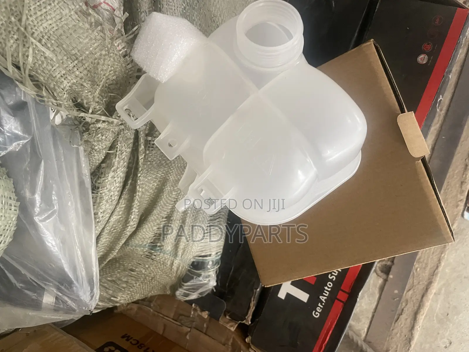 Mini Cooper Engine Coolant Water Reservoir Tank