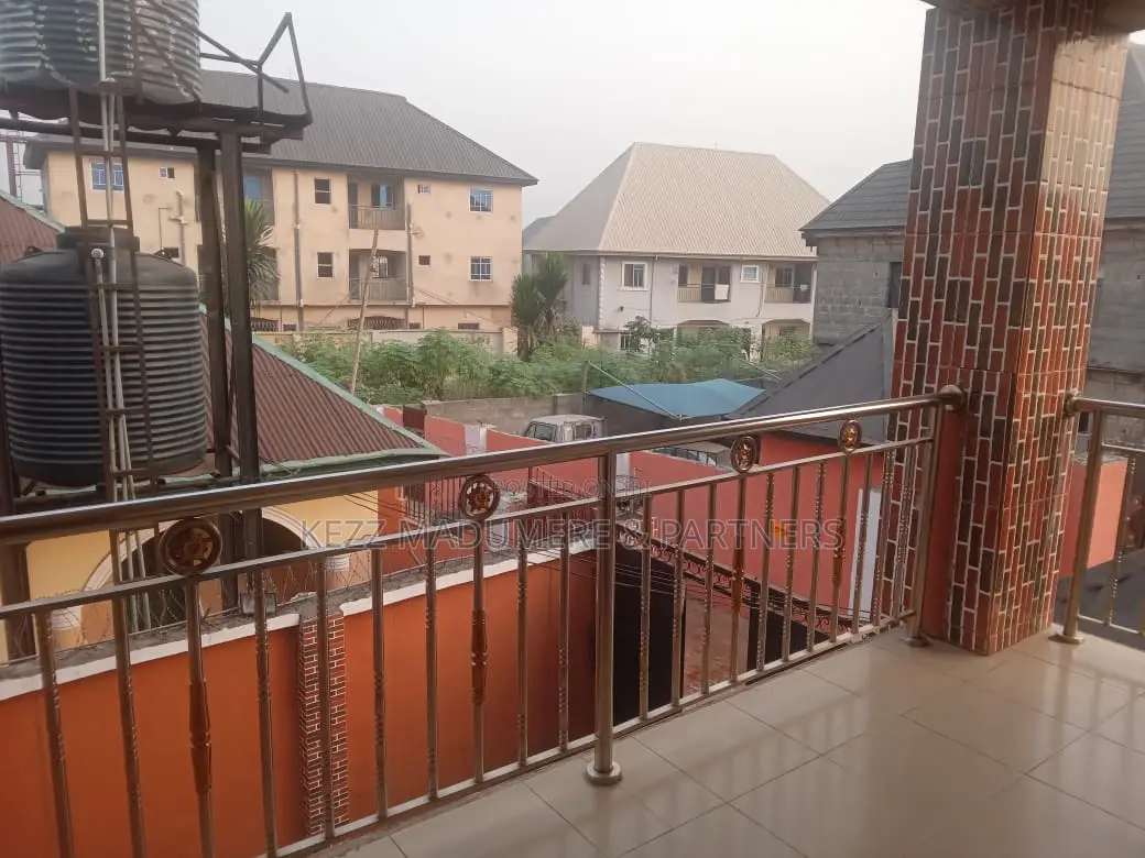 10bdrm Duplex in New Owerri , Imo for sale