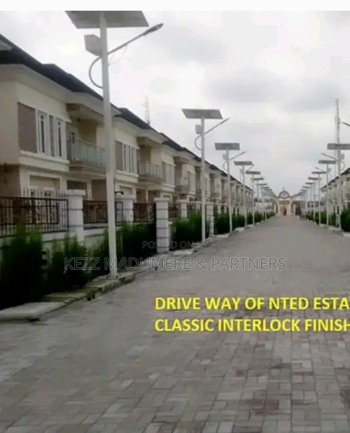 5bdrm Maisonette in Trans Amadi , Port for sale