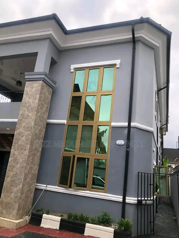4bdrm Duplex in Inside An Estate,, Port-Harcourt for sale