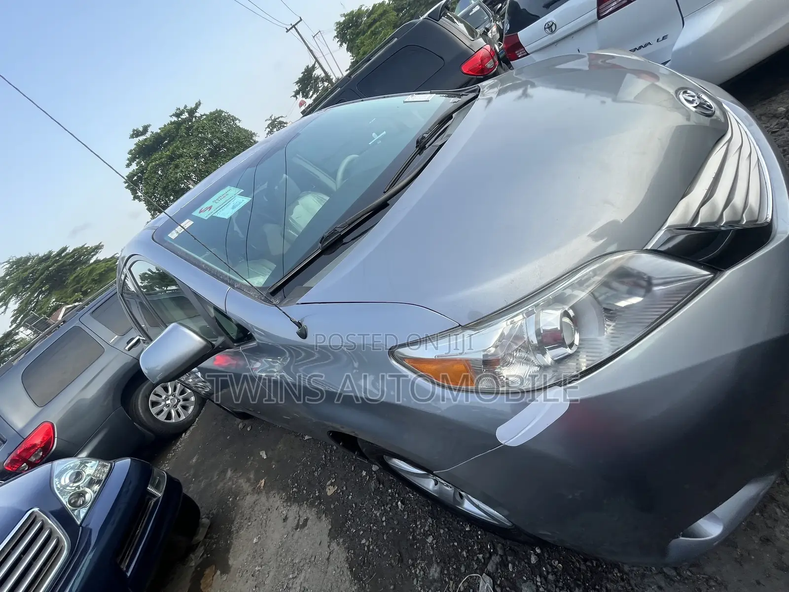 Toyota Sienna XLE 8 Passenger 2012 Silver