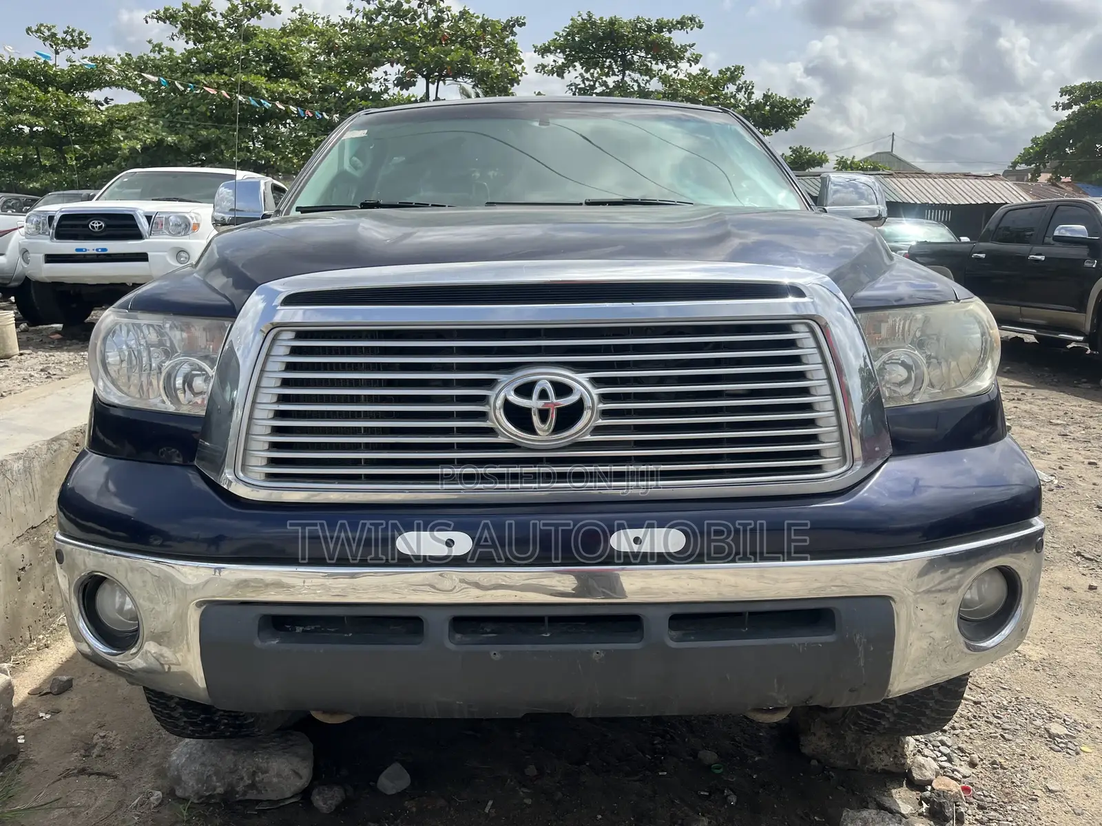 Toyota Tundra Double Cab 4x4 Limited 2011 Blue