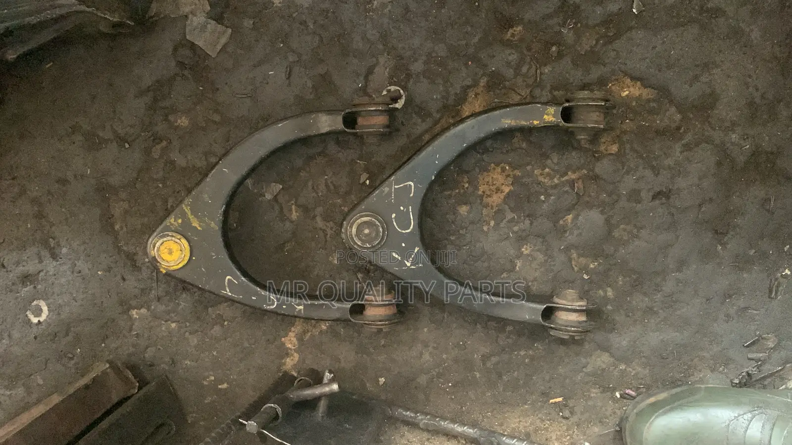 Upper Arm for Lexus Ls460.