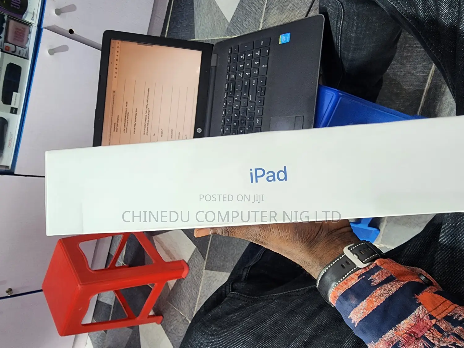 New Apple iPad (2022) 64 GB Blue