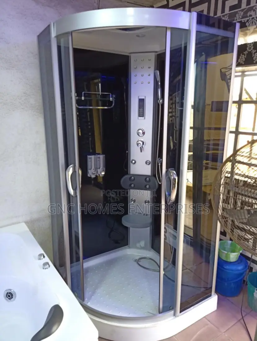 Executive Shower Room 100/100cm