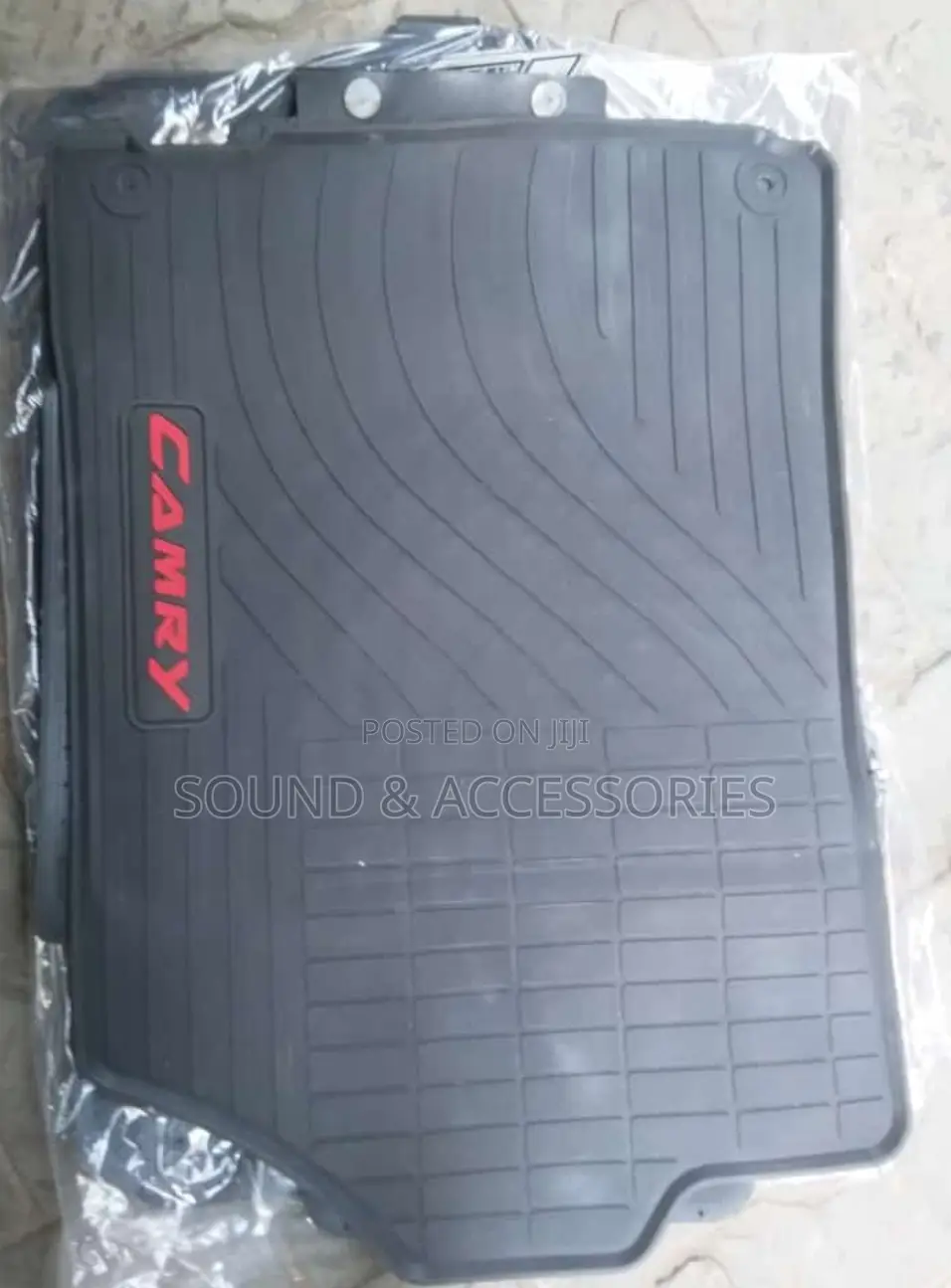 Toyota Camry Rubber Follow Come Floor Mats With Red Logo