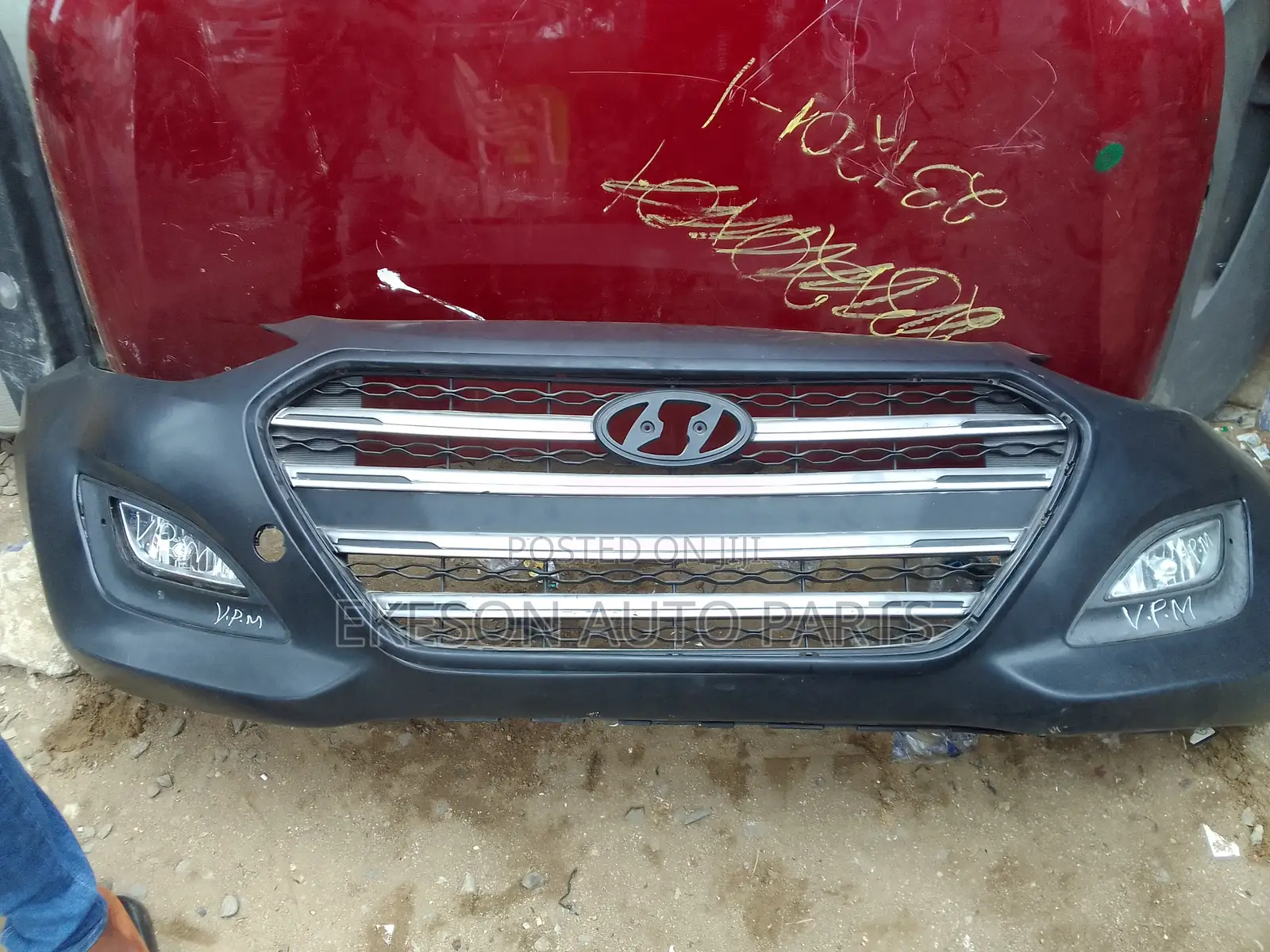 Complete Front Bumper Hyundai Elantra Gt or 130