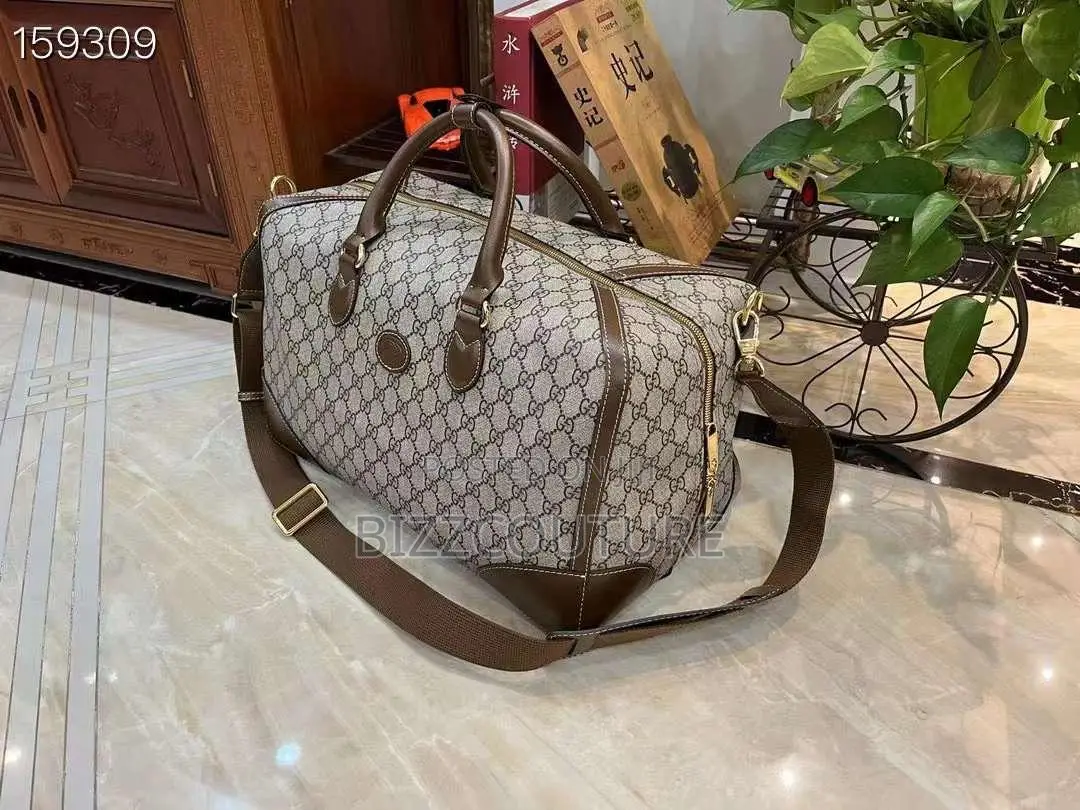 Original GUCCI Bgas Available in Store