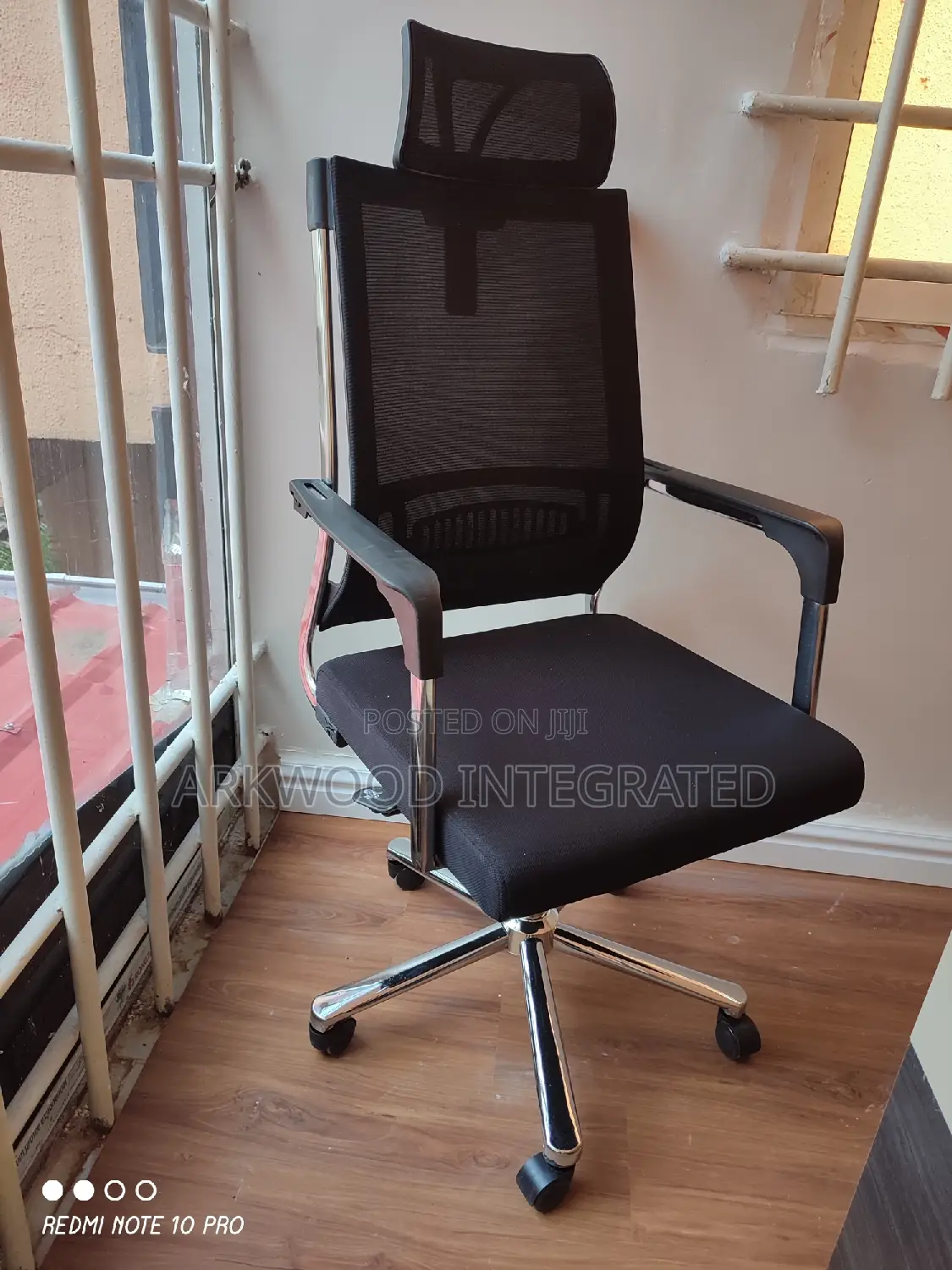 Height Adjustable Office Chair