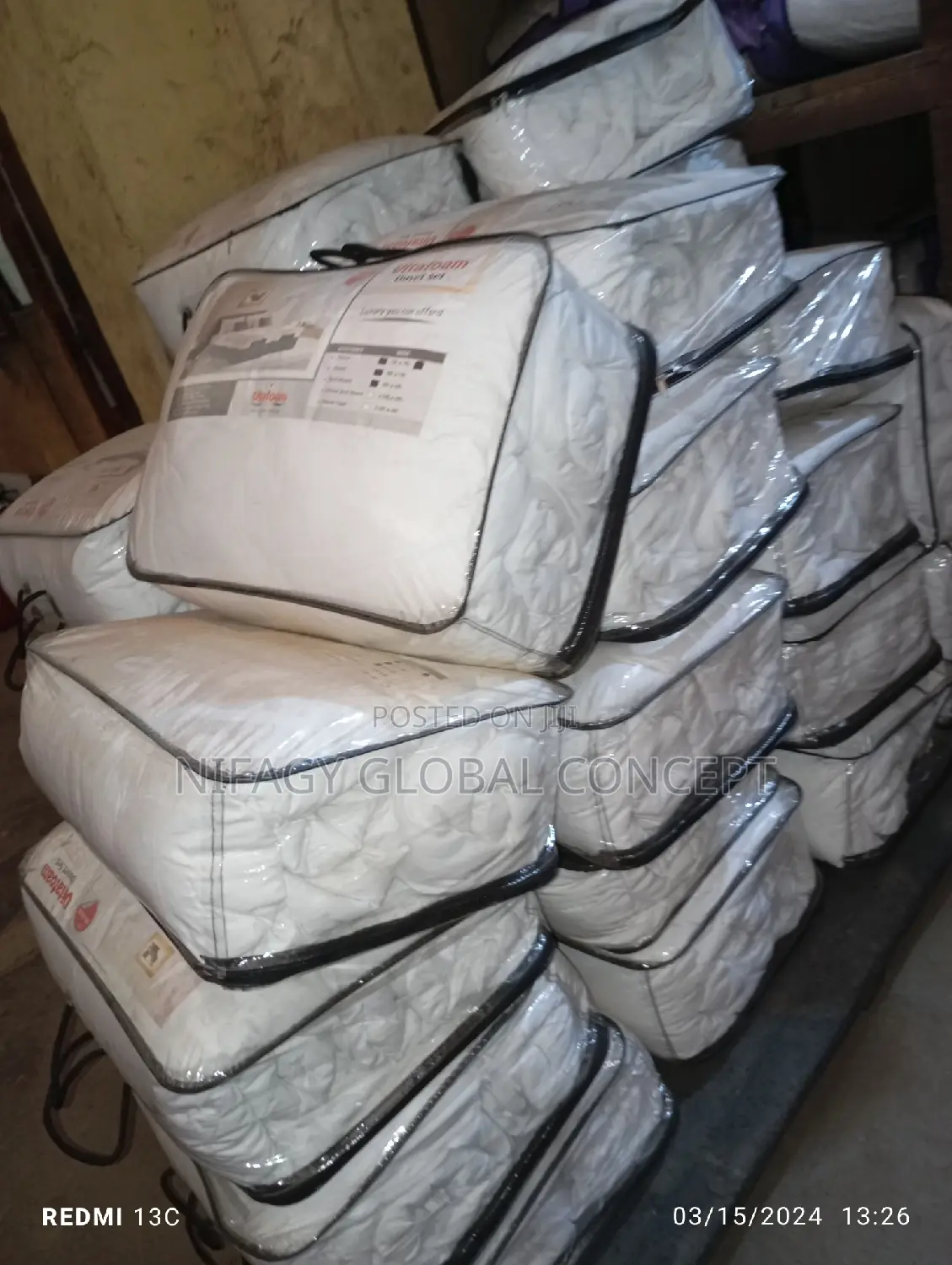 Brand New 6by6 Complete Duvet