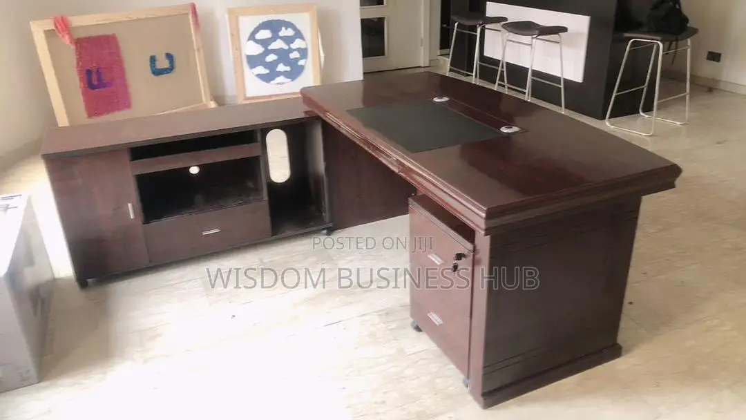 Office Table for Office Use With Side Table
