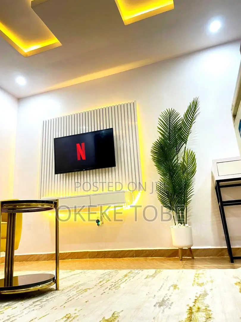 Beautiful 1 Bedroom Shortlet at Ikeja