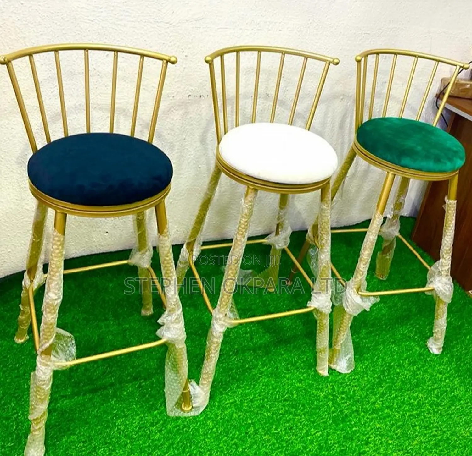 Exotic Quality Modern Bar Stools
