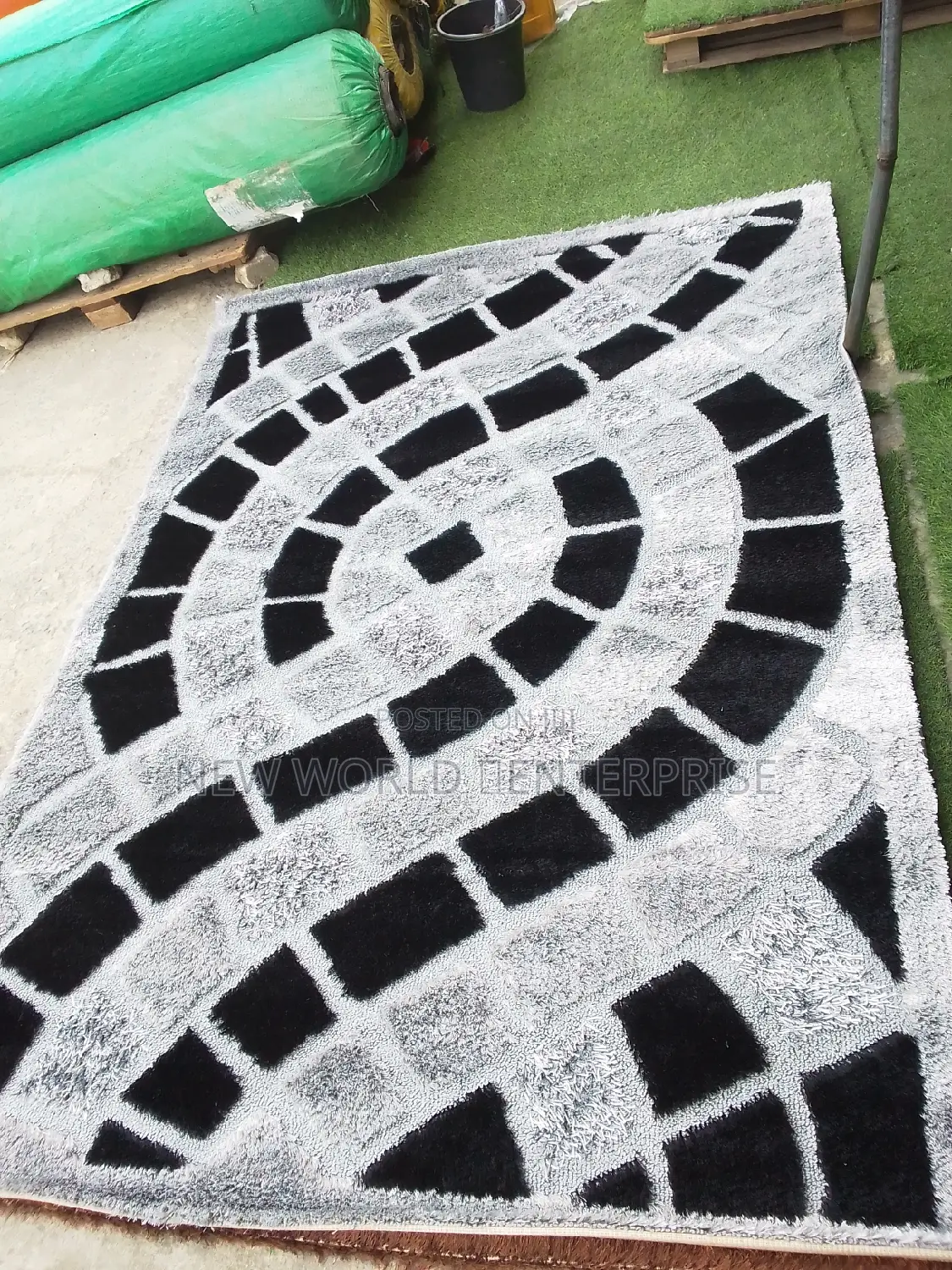 7by10 Feets Modern Turkish Shaggy Rug