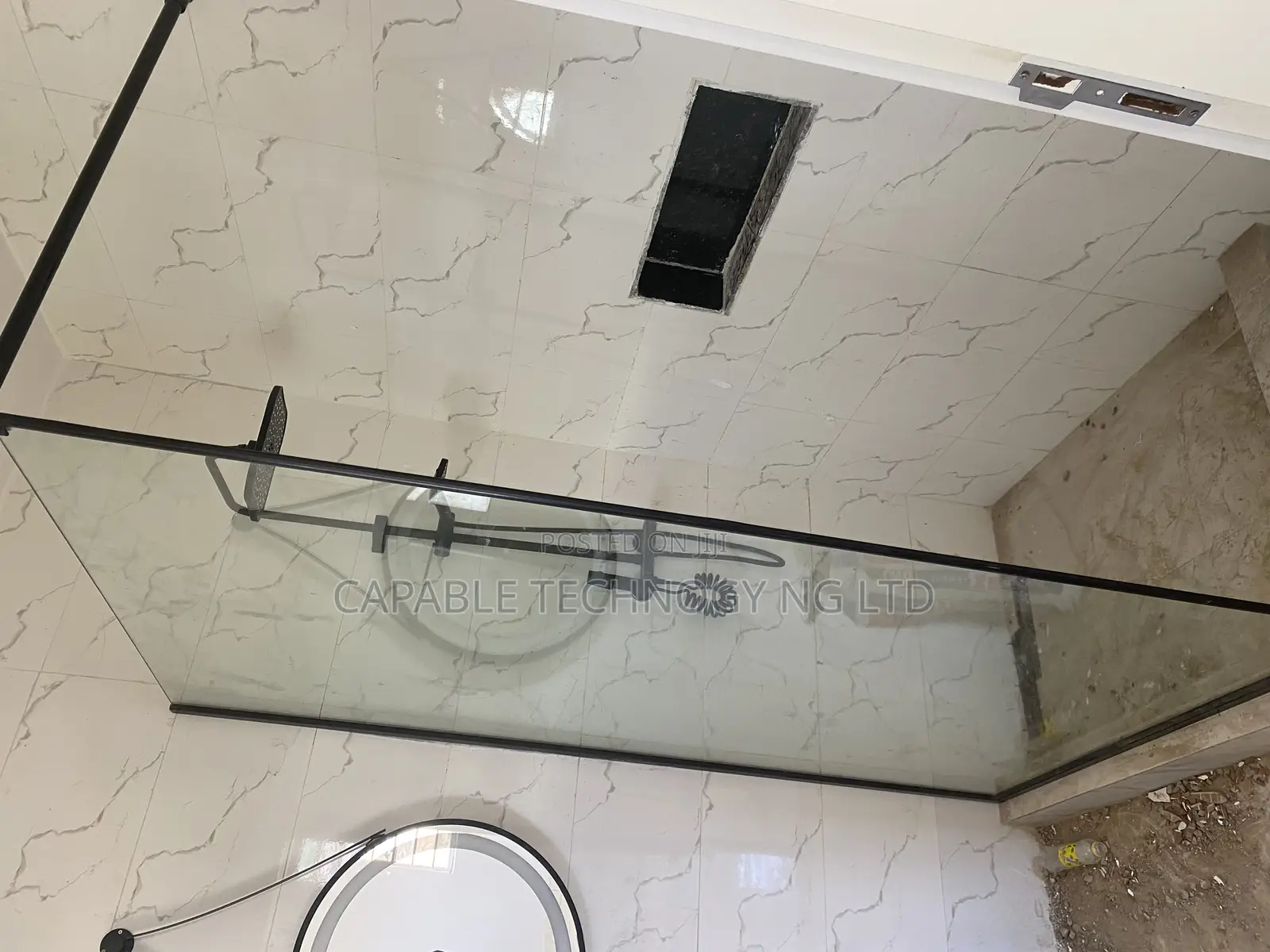 Fixed Shower Cubicle