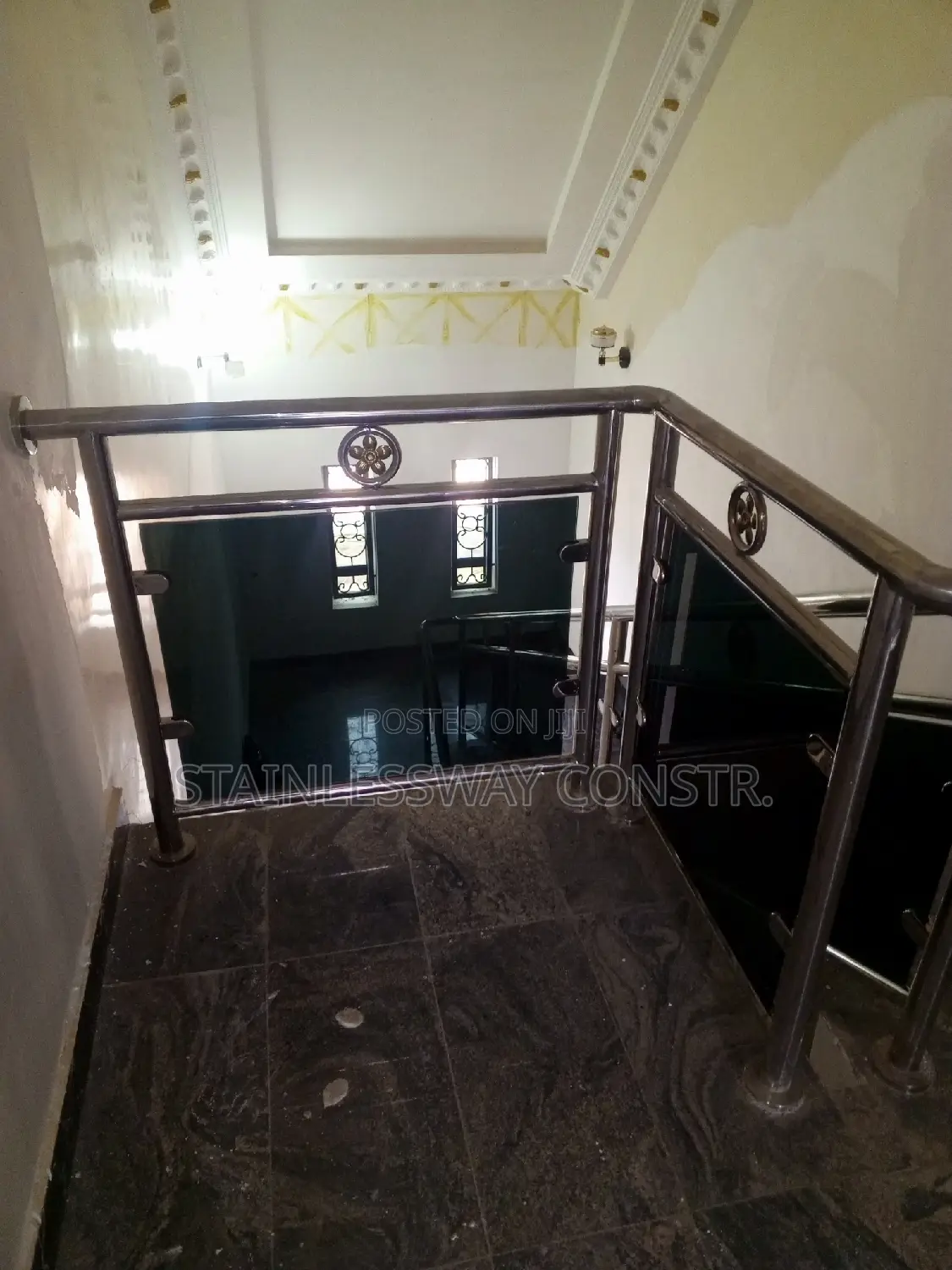 Dark Grey Glass/Stainless Railing 