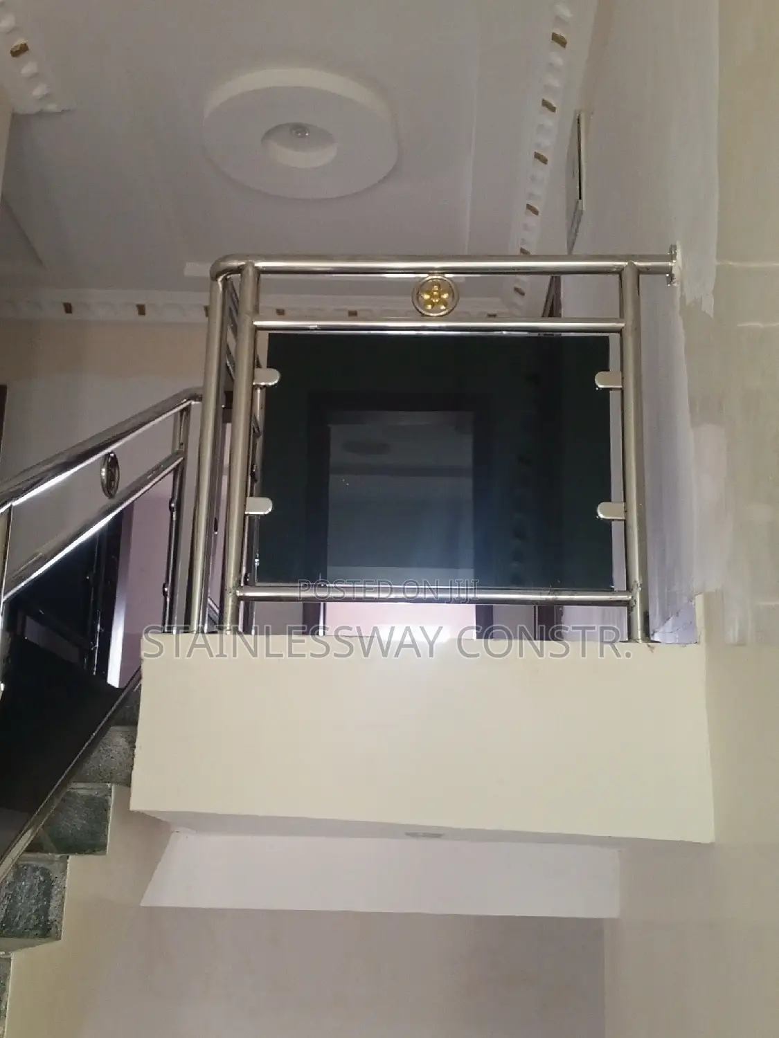 Dark Grey Glass/Stainless Railing 
