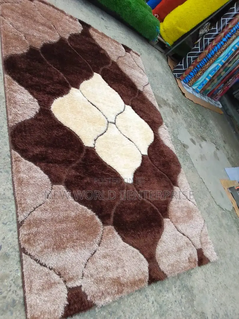 Modern Turkish Shaggy Centre Rug