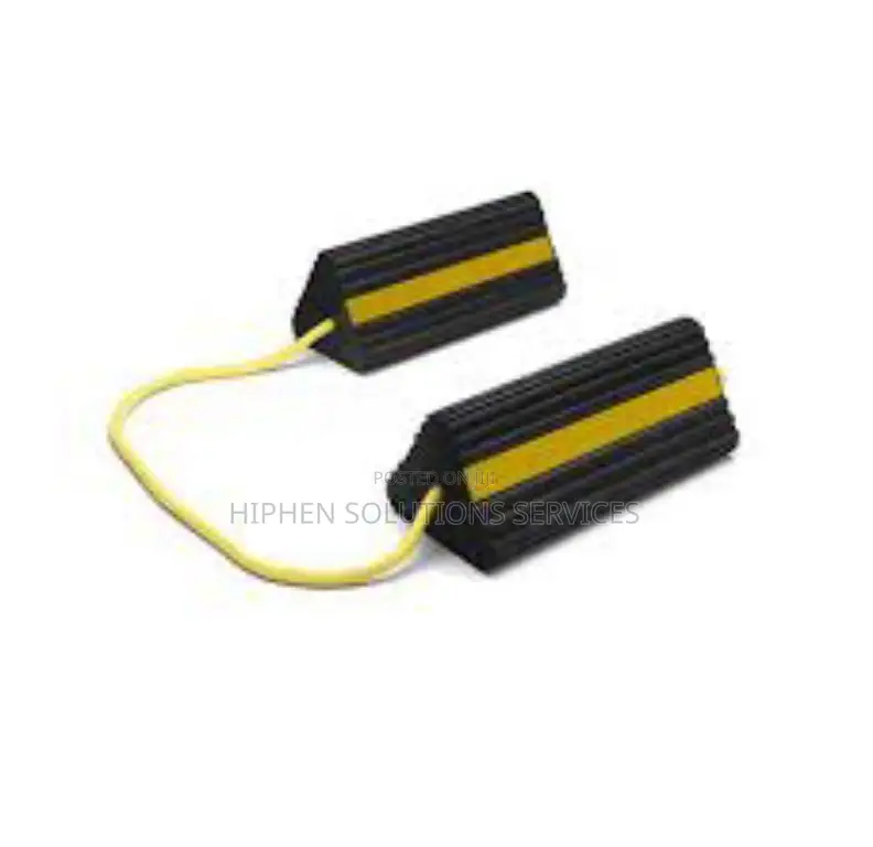 Rubber Wheel Chock Tire Wedge Blocks Rope Connect Aircraft