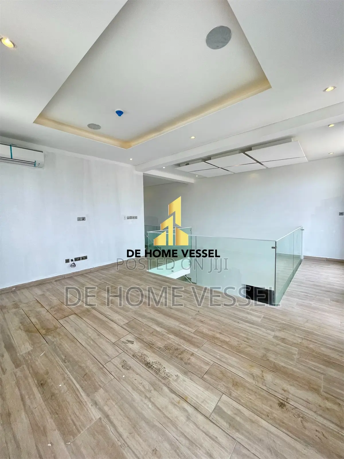 3bdrm Maisonette in Victoria Island for sale