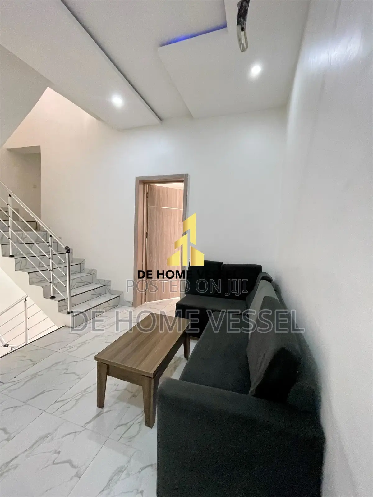 4bdrm Townhouse/Terrace in Ikate for sale