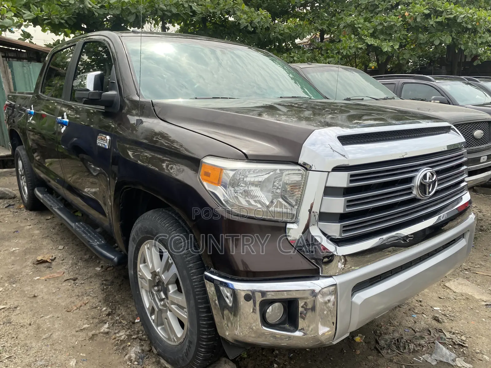 Toyota Tundra 2016 Burgundy