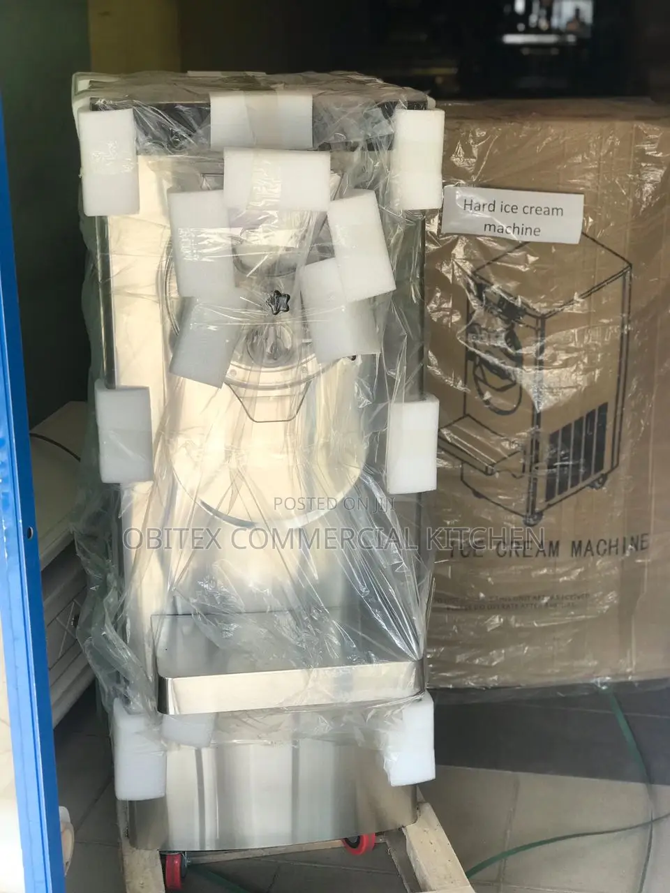 Standing Batch Ice Cream Machine 35l Is Available for Sale