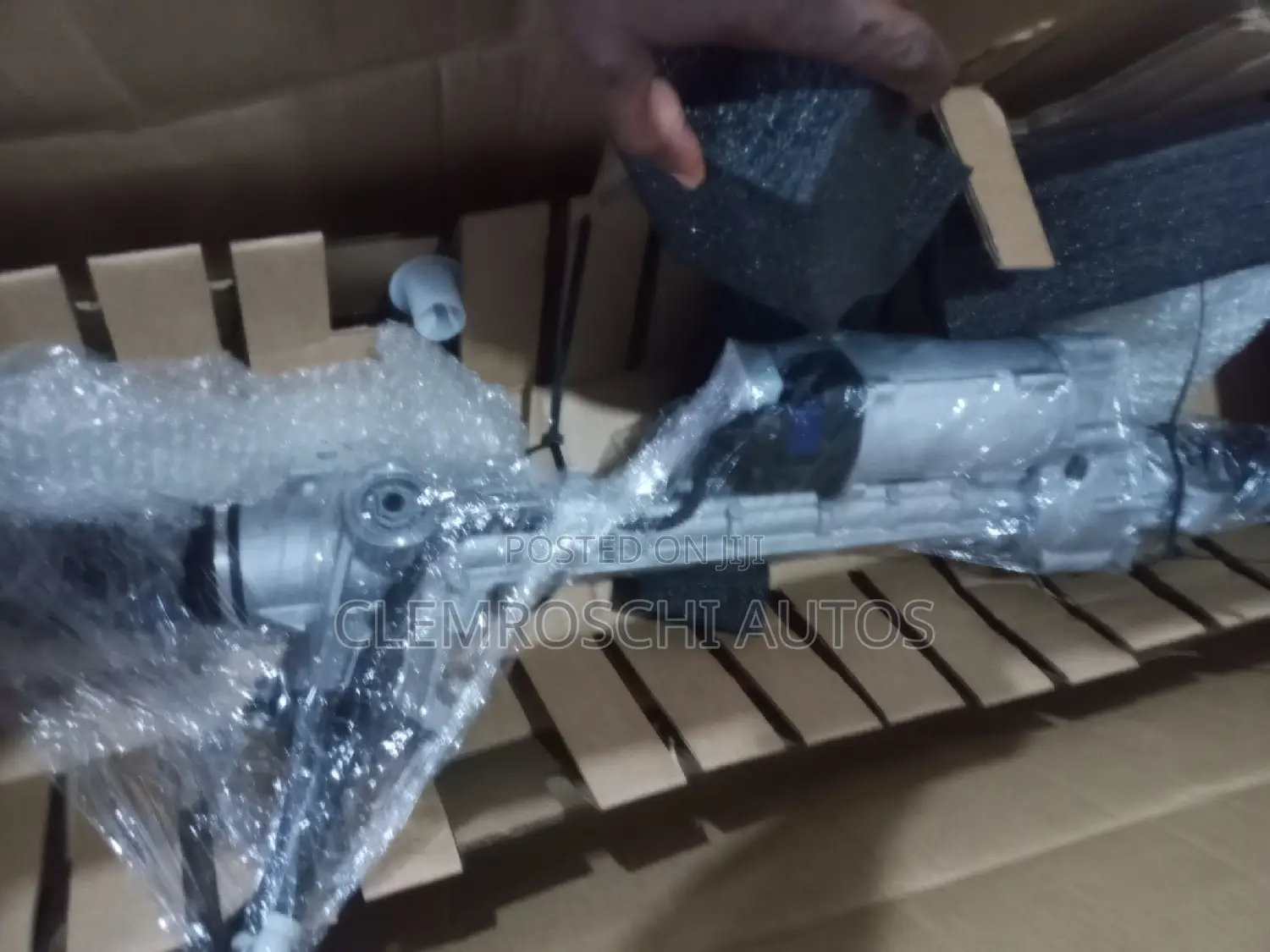 High Quality Certified Complete Brand New Steering Rack 166.